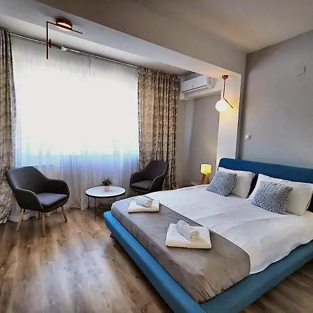 Hotel Guest Denicija