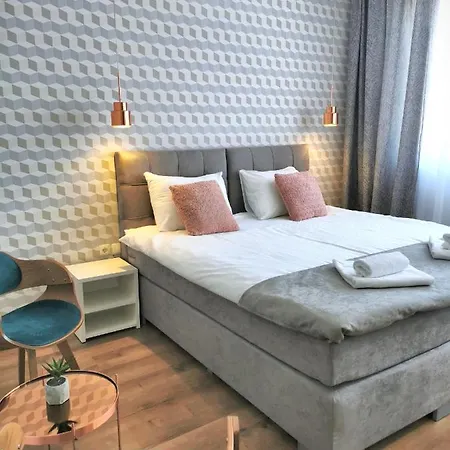 Guest Denicija Hotel 3*